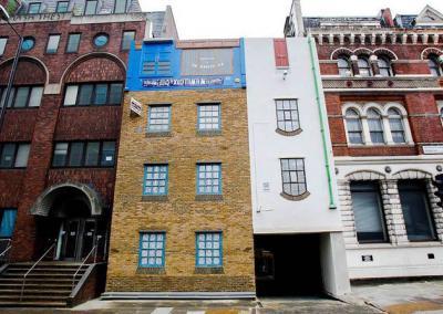 Alex Chinnecks Upside Down Building Blackfriars 1